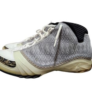 AIR Jordan XX3 White and Black Sneakers